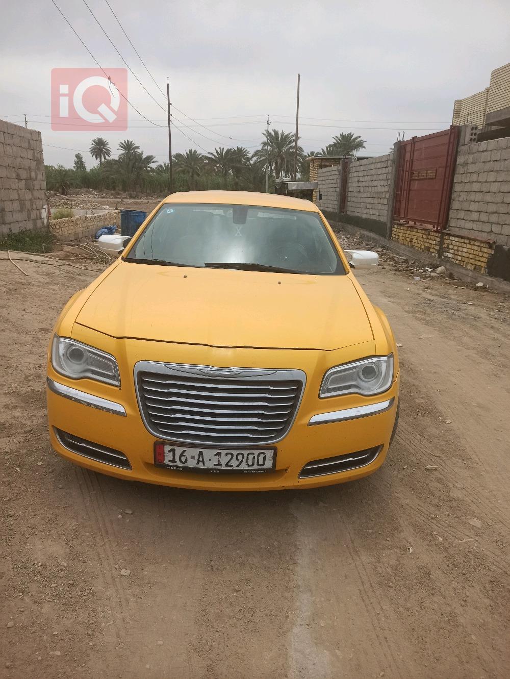 كرايسلر 300